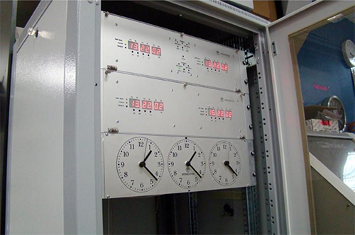 ЦП-2-R2 Хронотрон Часы цифровые кварцевые первичные Rack-исполнение