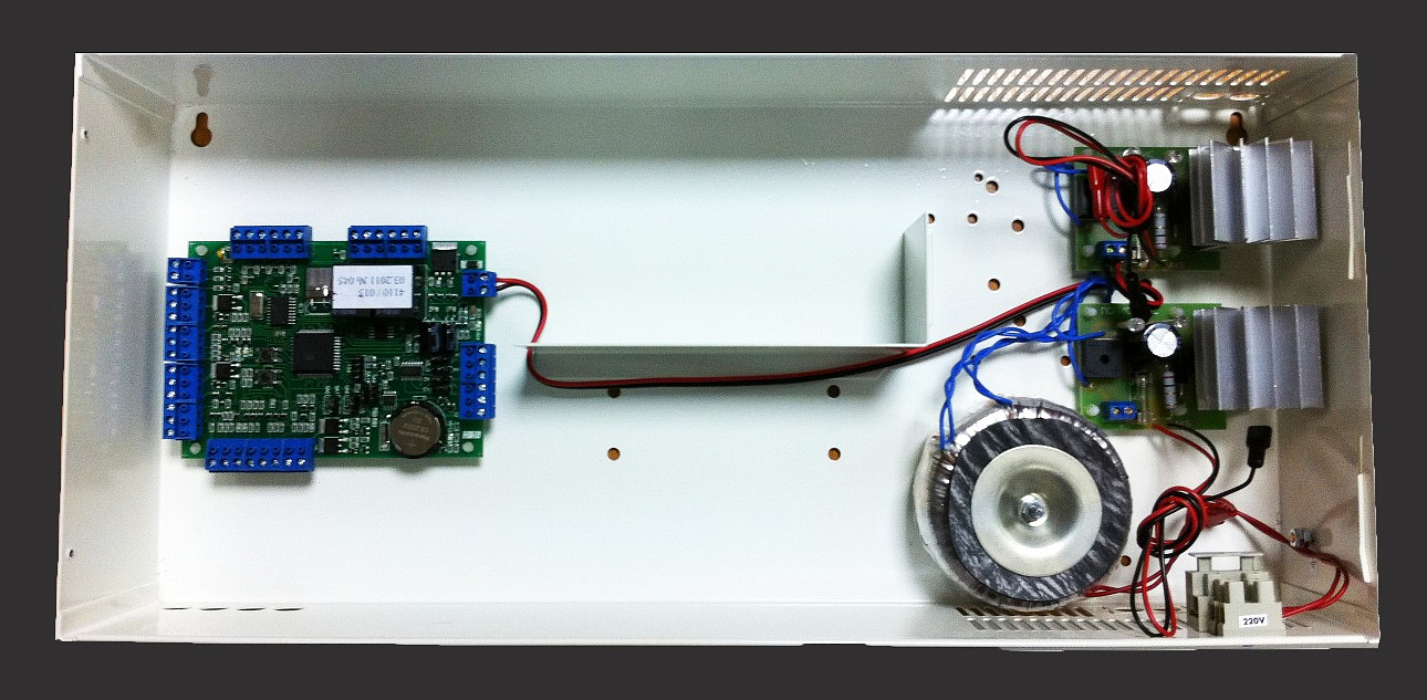 Gate-8000 UPS (мод.2) Контроллер в металлическом корпусе c двумя источниками бесперебойного питания